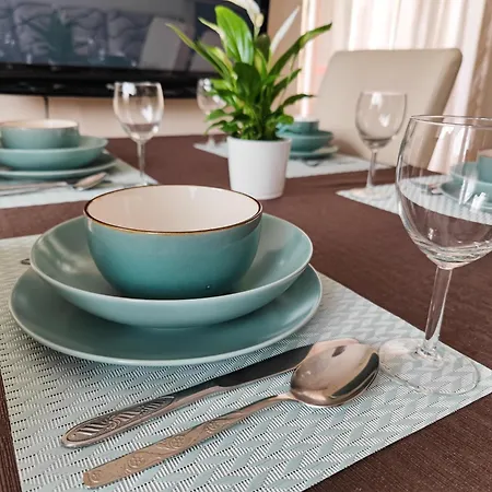 Csendes Bekes Belvarosi Lakas, Nagy Terasszal Apartment Veszprém