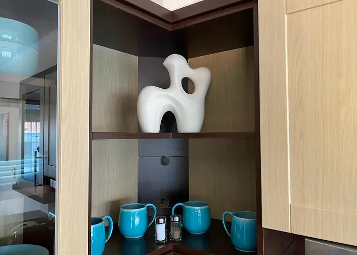 Csendes Bekes Belvarosi Lakas, Nagy Terasszal *