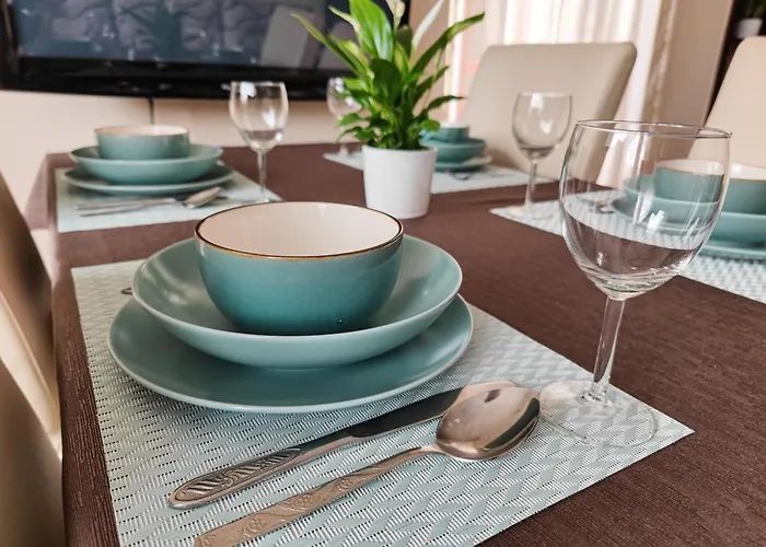 Csendes Bekes Belvarosi Lakas, Nagy Terasszal Apartmán Veszprém