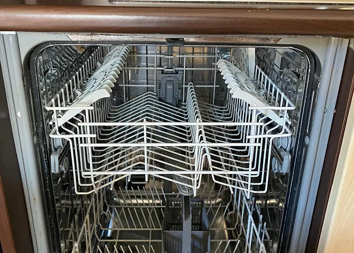 Csendes Bekes Belvarosi Lakas, Nagy Terasszal * Veszprém